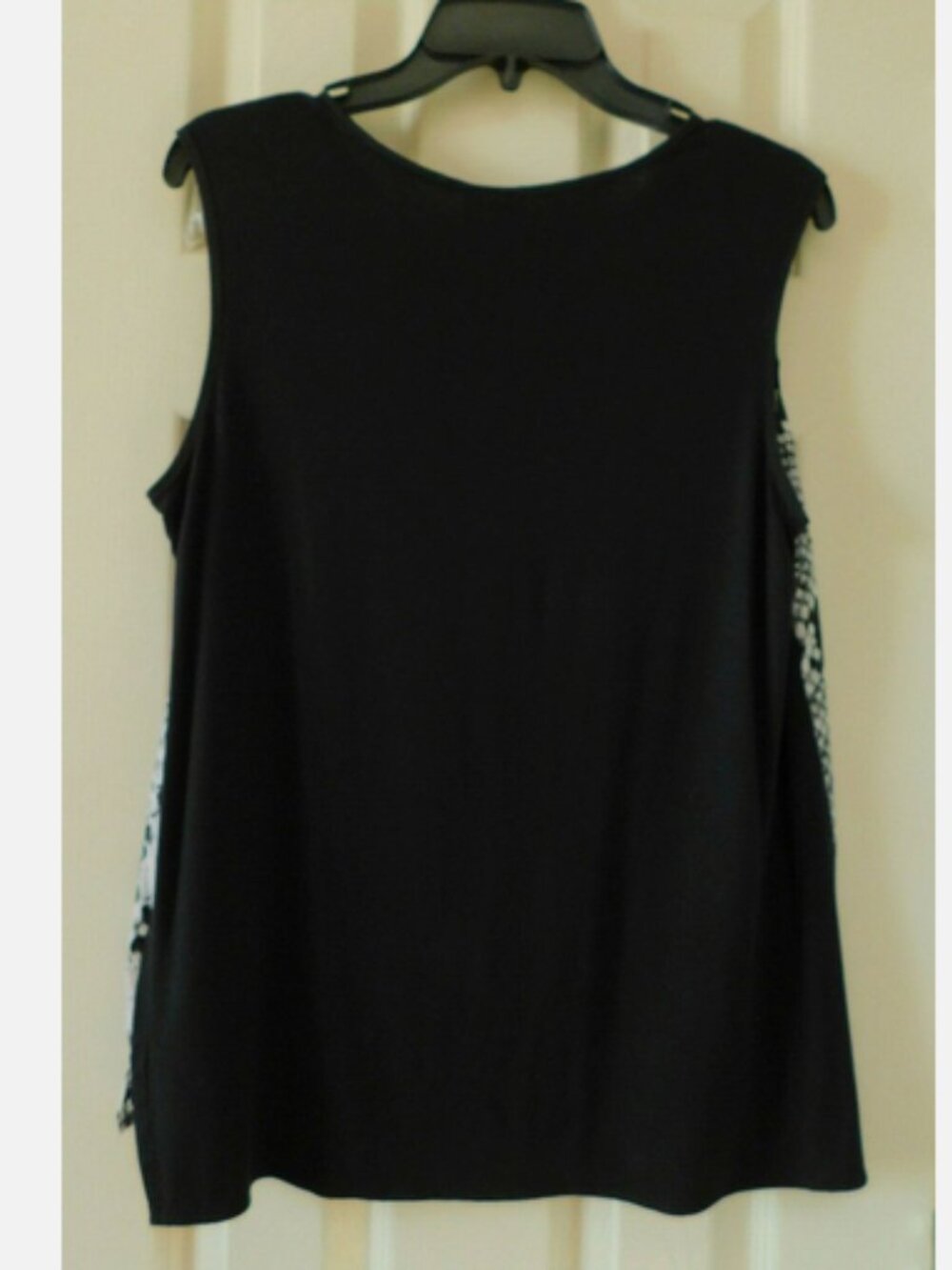 Worthington Black & Gray Snakeskin Sleeveless Blouse Business Career Womens M - Picture 2 of 4